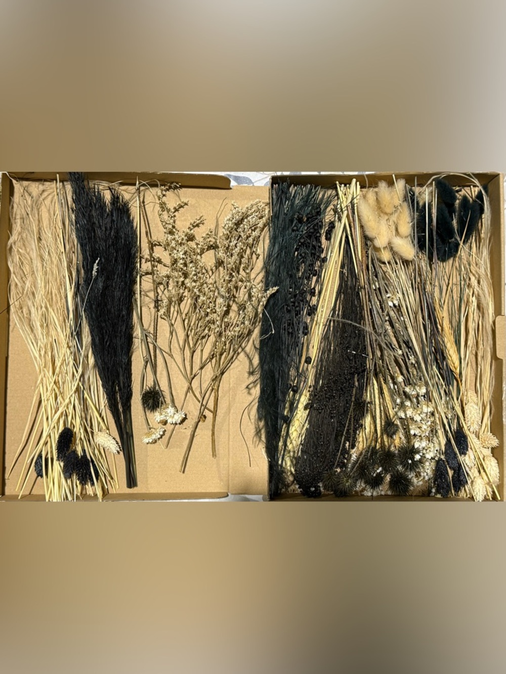 Dried Floral Mix in Black and Natural Tones